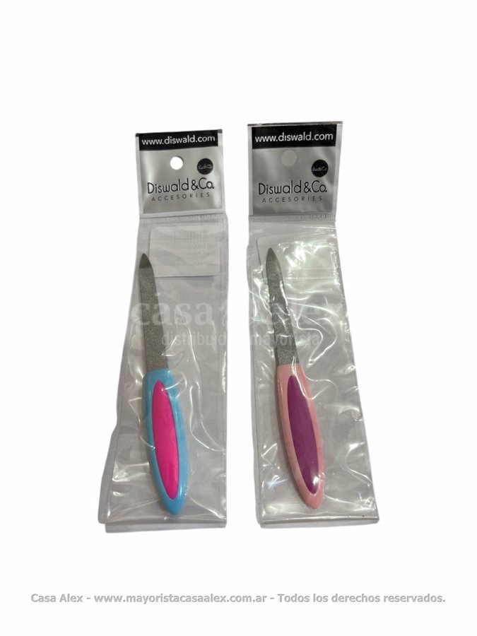 LIMA METAL MANGO PLASTICO PARA UÑAS CHICA X 1